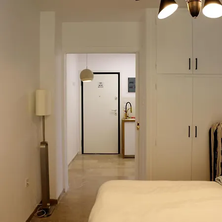 Luxurious Studio Apartment Close To The Beach And Airport Porto Rafti Exterior photo